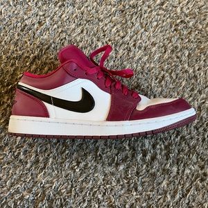 Jordan 1 Low Noble Red. Size 10.5 (mens)